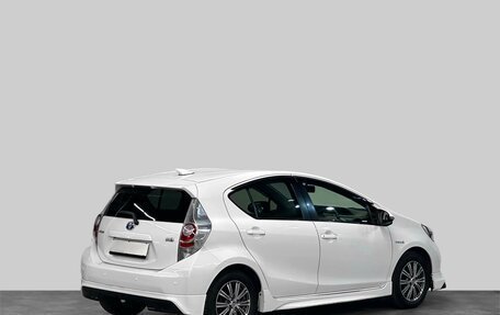 Toyota Aqua I, 2014 год, 730 000 рублей, 2 фотография