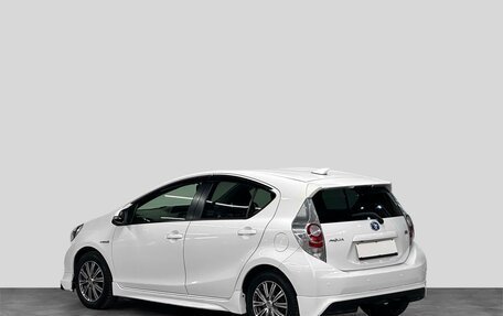 Toyota Aqua I, 2014 год, 730 000 рублей, 3 фотография