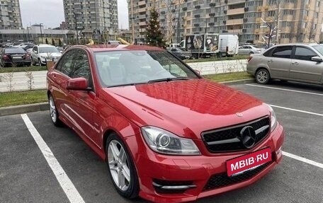 Mercedes-Benz C-Класс, 2012 год, 1 230 000 рублей, 1 фотография