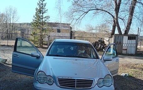 Mercedes-Benz C-Класс, 2000 год, 520 000 рублей, 1 фотография