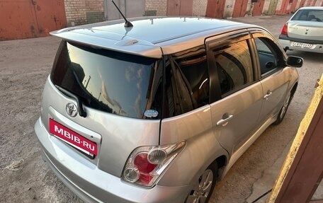 Toyota Ist II, 2004 год, 455 000 рублей, 4 фотография