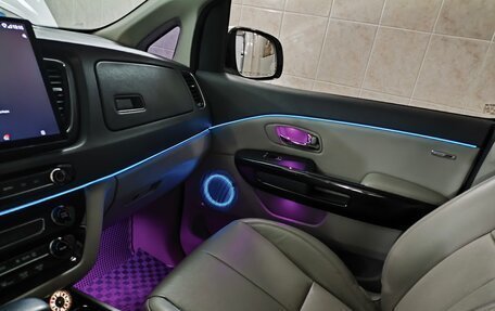 KIA Carnival III, 2016 год, 2 700 000 рублей, 29 фотография