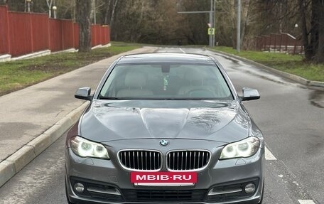 BMW 5 серия, 2015 год, 1 550 000 рублей, 15 фотография