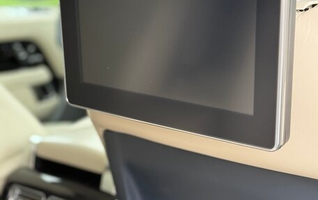 Land Rover Range Rover IV рестайлинг, 2018 год, 6 500 000 рублей, 31 фотография