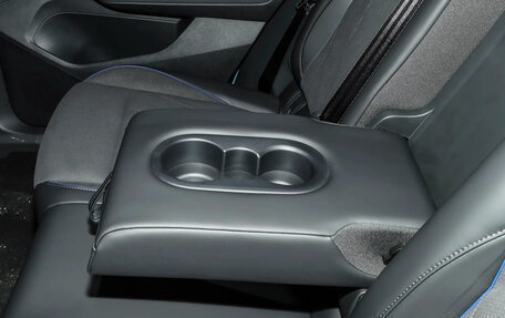 Volkswagen Tiguan, 2026 год, 4 750 000 рублей, 28 фотография