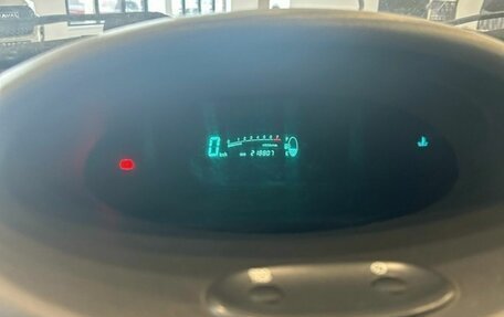 Toyota Yaris I рестайлинг, 2000 год, 329 000 рублей, 12 фотография