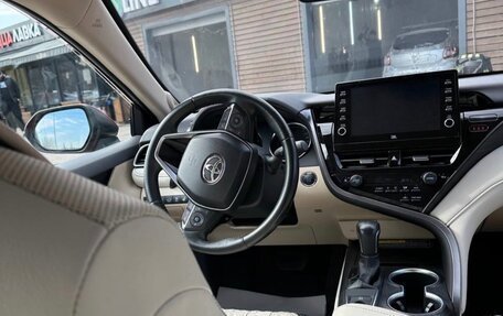 Toyota Camry, 2021 год, 4 200 000 рублей, 7 фотография