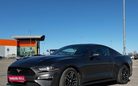 Ford Mustang VI рестайлинг, 2020 год, 3 250 000 рублей, 5 фотография