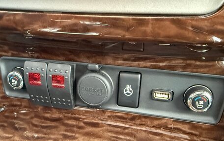 Nissan Patrol, 2010 год, 1 800 000 рублей, 29 фотография