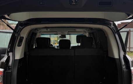 Nissan Patrol, 2010 год, 1 800 000 рублей, 25 фотография