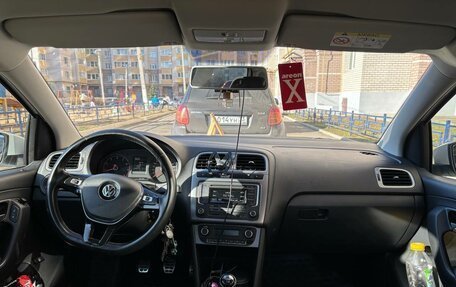 Volkswagen Polo VI (EU Market), 2016 год, 1 160 000 рублей, 3 фотография