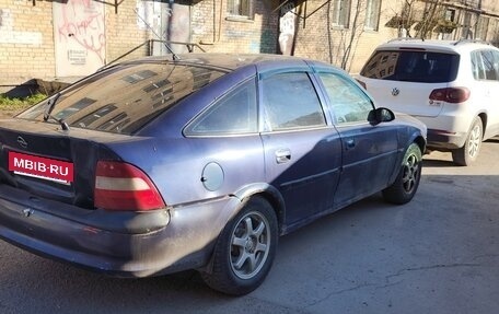 Opel Vectra B рестайлинг, 1998 год, 120 000 рублей, 3 фотография