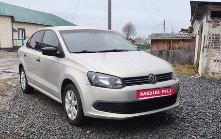 Volkswagen Polo VI (EU Market), 2011 год, 755 000 рублей, 2 фотография