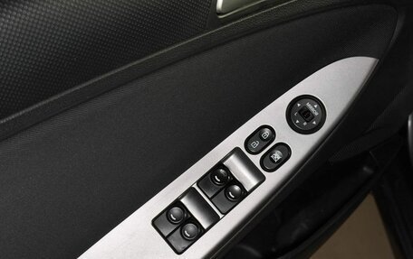 Hyundai Solaris II рестайлинг, 2015 год, 960 000 рублей, 8 фотография