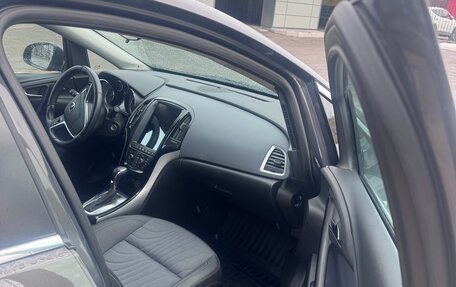 Opel Astra J, 2014 год, 1 325 000 рублей, 20 фотография