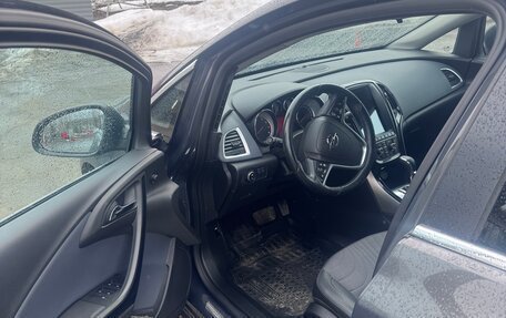 Opel Astra J, 2014 год, 1 325 000 рублей, 21 фотография