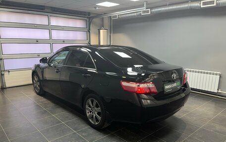 Toyota Camry, 2010 год, 1 045 000 рублей, 4 фотография
