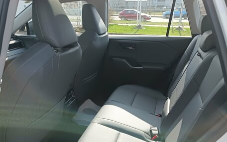 Toyota RAV4, 2025 год, 5 300 000 рублей, 14 фотография