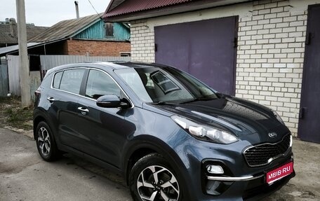 KIA Sportage IV рестайлинг, 2018 год, 2 150 000 рублей, 1 фотография