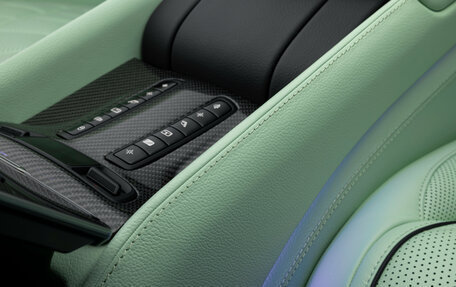 Mercedes-Benz V-Класс, 2025 год, 49 840 000 рублей, 33 фотография