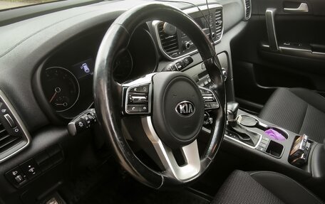 KIA Sportage IV рестайлинг, 2018 год, 2 150 000 рублей, 8 фотография