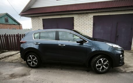 KIA Sportage IV рестайлинг, 2018 год, 2 150 000 рублей, 5 фотография