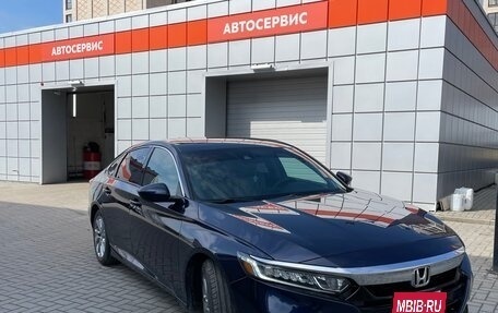 Honda Accord IX рестайлинг, 2019 год, 2 100 000 рублей, 2 фотография