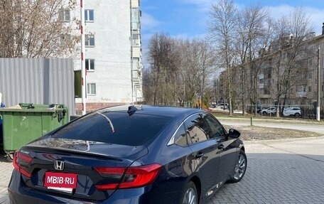 Honda Accord IX рестайлинг, 2019 год, 2 100 000 рублей, 5 фотография