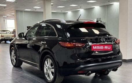 Infiniti QX70, 2017 год, 2 800 000 рублей, 2 фотография