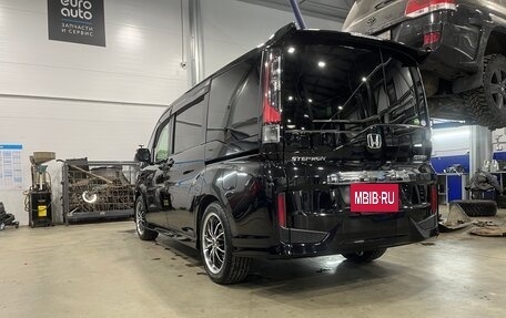 Honda Stepwgn IV, 2021 год, 2 599 900 рублей, 9 фотография