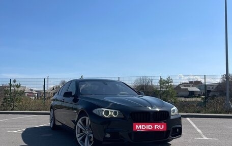 BMW 5 серия, 2012 год, 1 950 000 рублей, 2 фотография