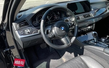 BMW 5 серия, 2012 год, 1 950 000 рублей, 11 фотография
