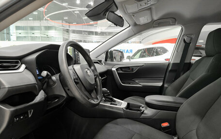 Toyota RAV4, 2019 год, 3 750 000 рублей, 20 фотография