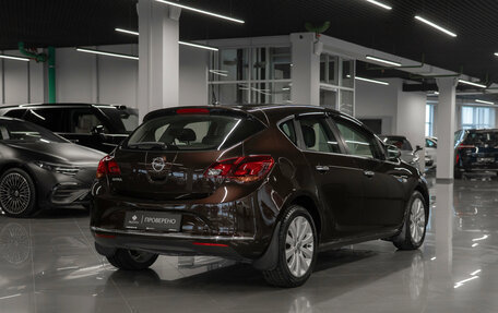 Opel Astra J, 2013 год, 690 000 рублей, 5 фотография