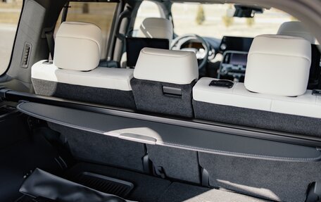 Lexus LX, 2025 год, 18 499 000 рублей, 24 фотография