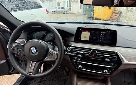 BMW 5 серия, 2018 год, 4 700 000 рублей, 15 фотография