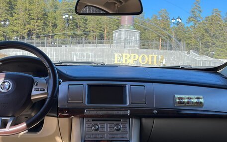 Jaguar XF I рестайлинг, 2010 год, 800 000 рублей, 23 фотография