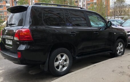 Toyota Land Cruiser 200, 2010 год, 2 750 000 рублей, 2 фотография
