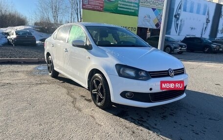 Volkswagen Polo VI (EU Market), 2011 год, 570 000 рублей, 2 фотография