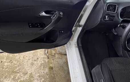 Volkswagen Polo VI (EU Market), 2011 год, 570 000 рублей, 15 фотография