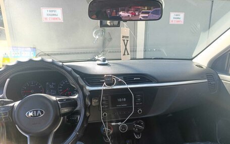 KIA Rio IV, 2021 год, 1 100 000 рублей, 2 фотография