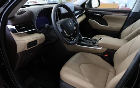 Toyota Highlander, 2025 год, 5 650 000 рублей, 14 фотография