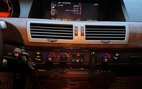 BMW 7 серия, 2003 год, 650 000 рублей, 10 фотография