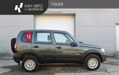 Chevrolet Niva I рестайлинг, 2017 год, 659 000 рублей, 5 фотография