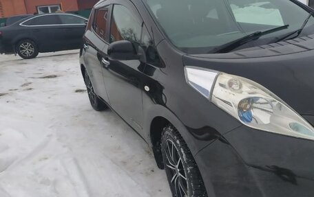 Nissan Leaf I, 2013 год, 1 350 000 рублей, 2 фотография