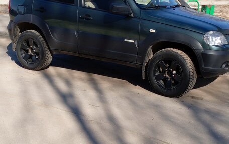 Chevrolet Niva I рестайлинг, 2013 год, 510 000 рублей, 3 фотография