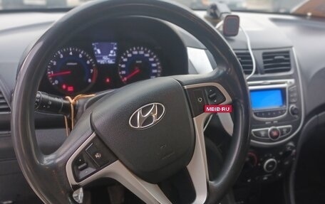 Hyundai Solaris II рестайлинг, 2012 год, 570 000 рублей, 6 фотография