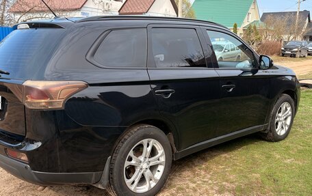 Mitsubishi Outlander III рестайлинг 3, 2012 год, 1 170 000 рублей, 4 фотография