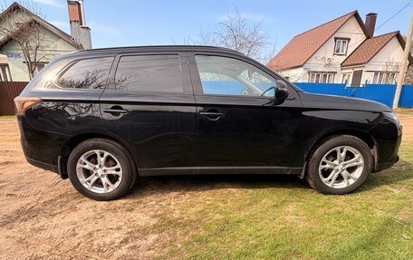 Mitsubishi Outlander III рестайлинг 3, 2012 год, 1 170 000 рублей, 8 фотография