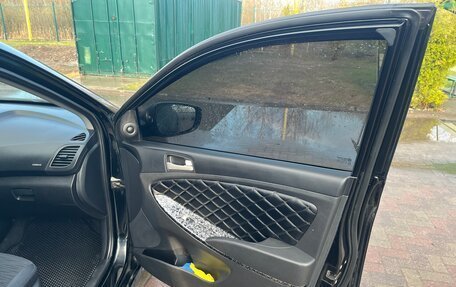 Hyundai Solaris II рестайлинг, 2013 год, 750 000 рублей, 5 фотография